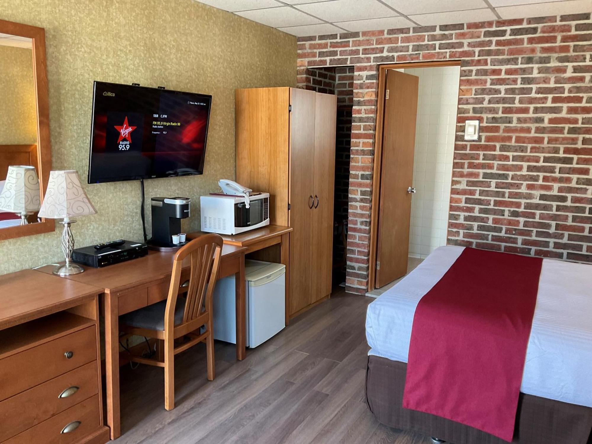 La Paysanne Motel&Hotel Sherbrooke Esterno foto