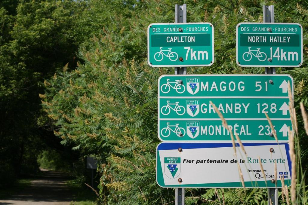 La Paysanne Motel&Hotel Sherbrooke Esterno foto