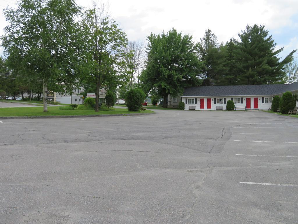 La Paysanne Motel&Hotel Sherbrooke Esterno foto